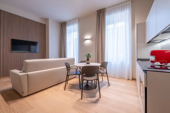 Deluxe with balcony-2